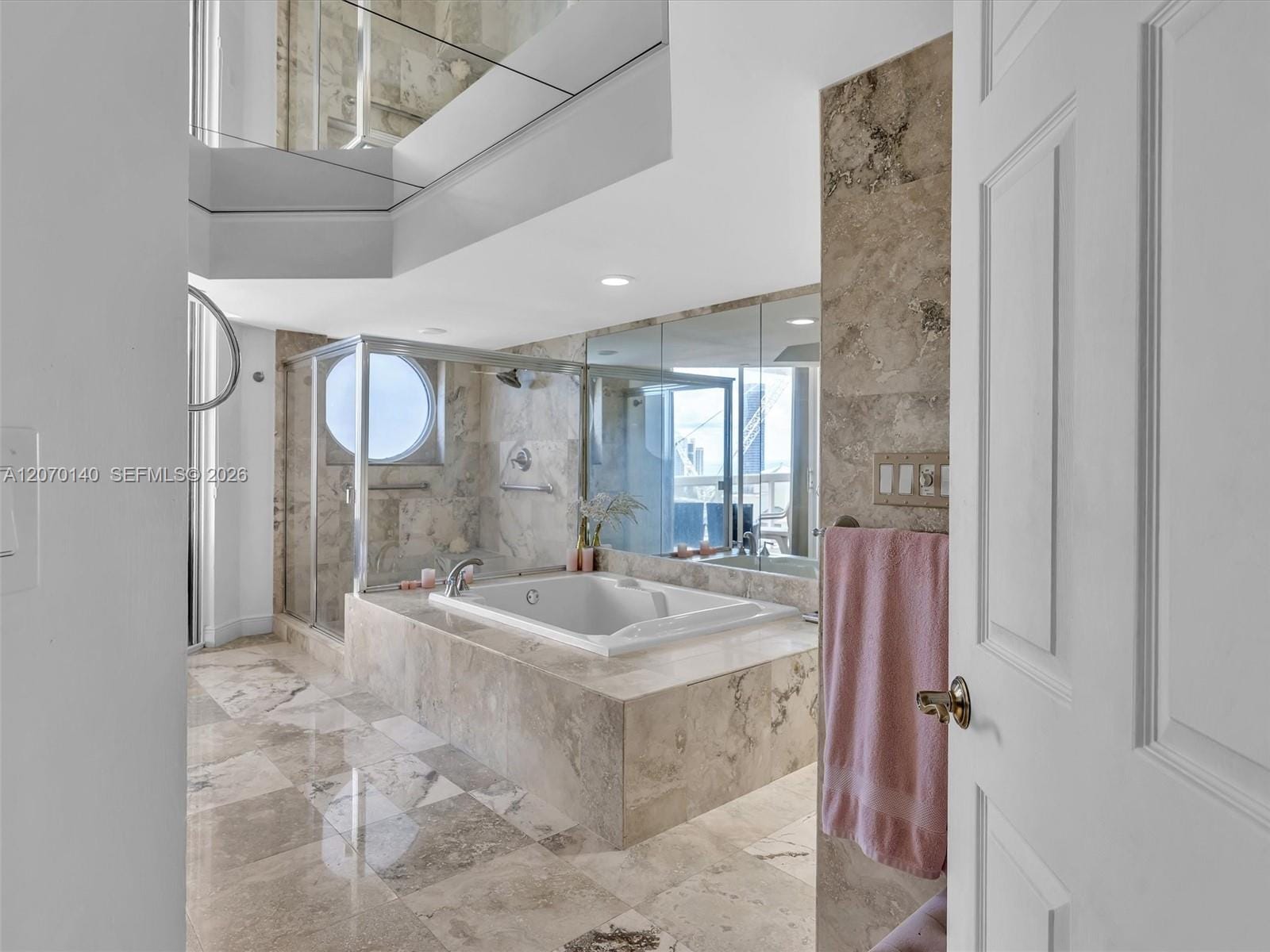 20185 E Country Club Drive 2101 — photo 10