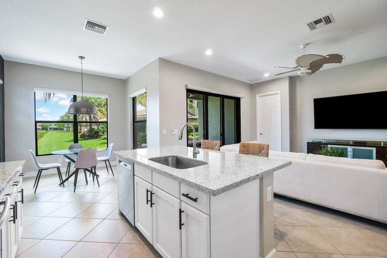 7883 Clay Mica Court, Delray Beach, FL 33446 photo 15