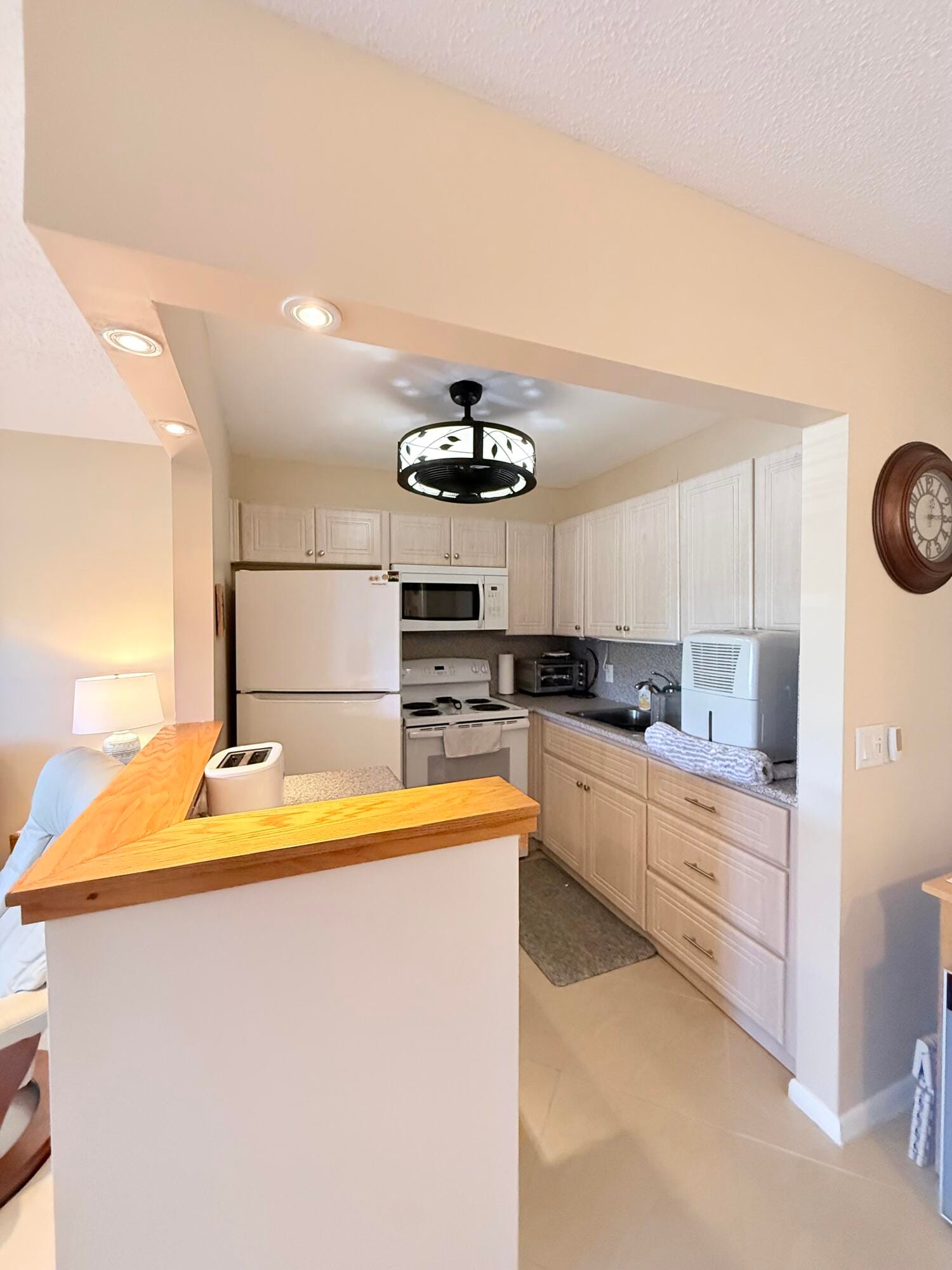 22 Markham A — photo 11