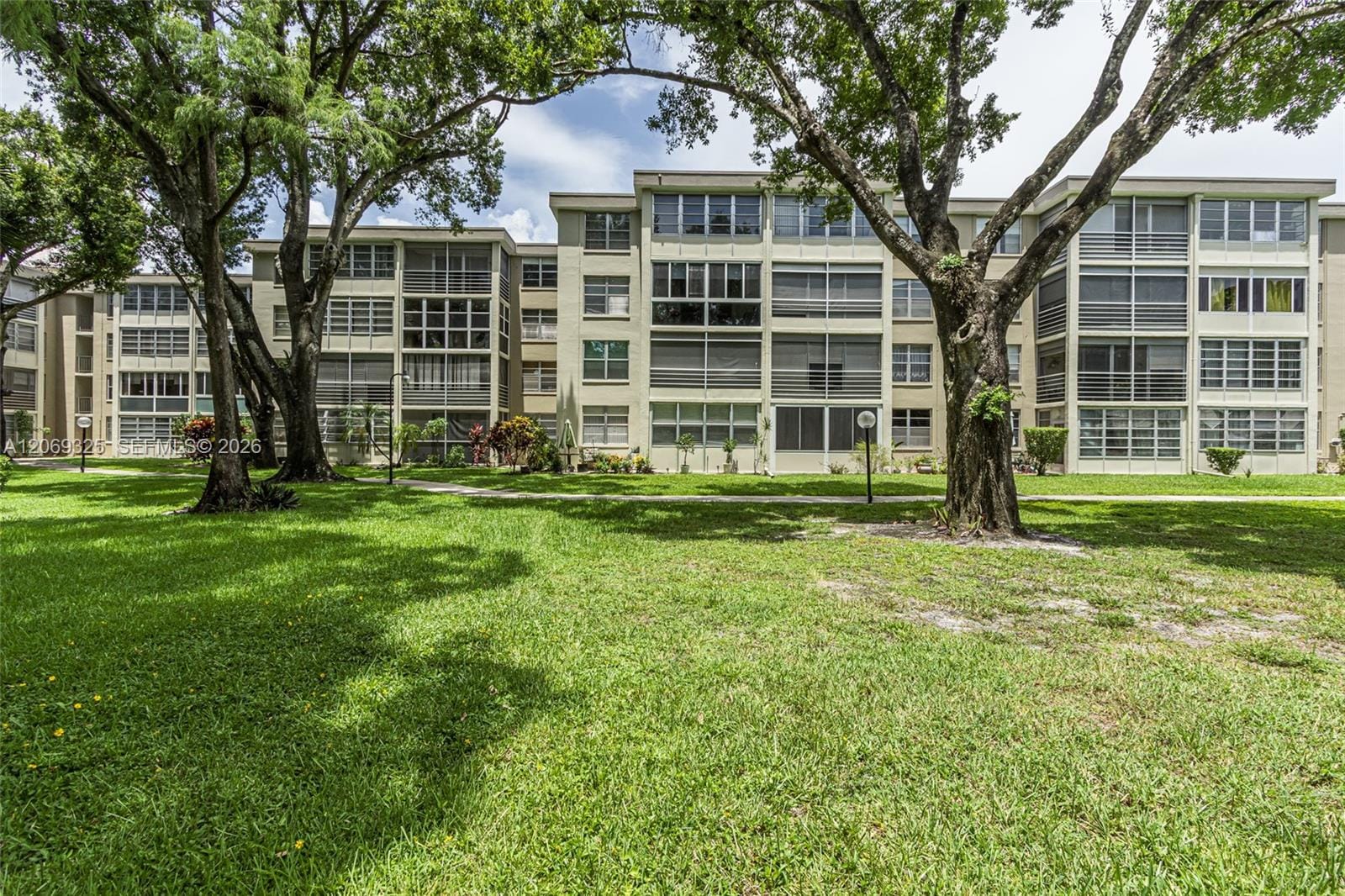 2998 NW 48th Terrace 432, Lauderdale Lakes, FL 33313 photo 22