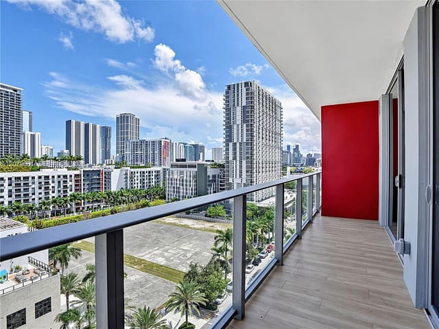 90 NE 32nd Street 1104, Miami, FL 33137