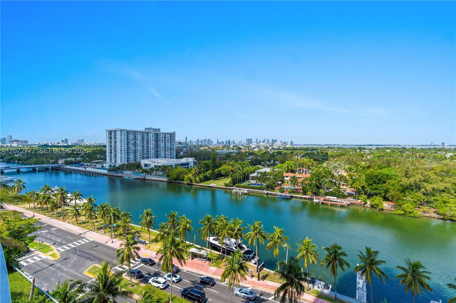 4401 Collins Avenue 1115, Miami Beach, FL 33140 photo 2