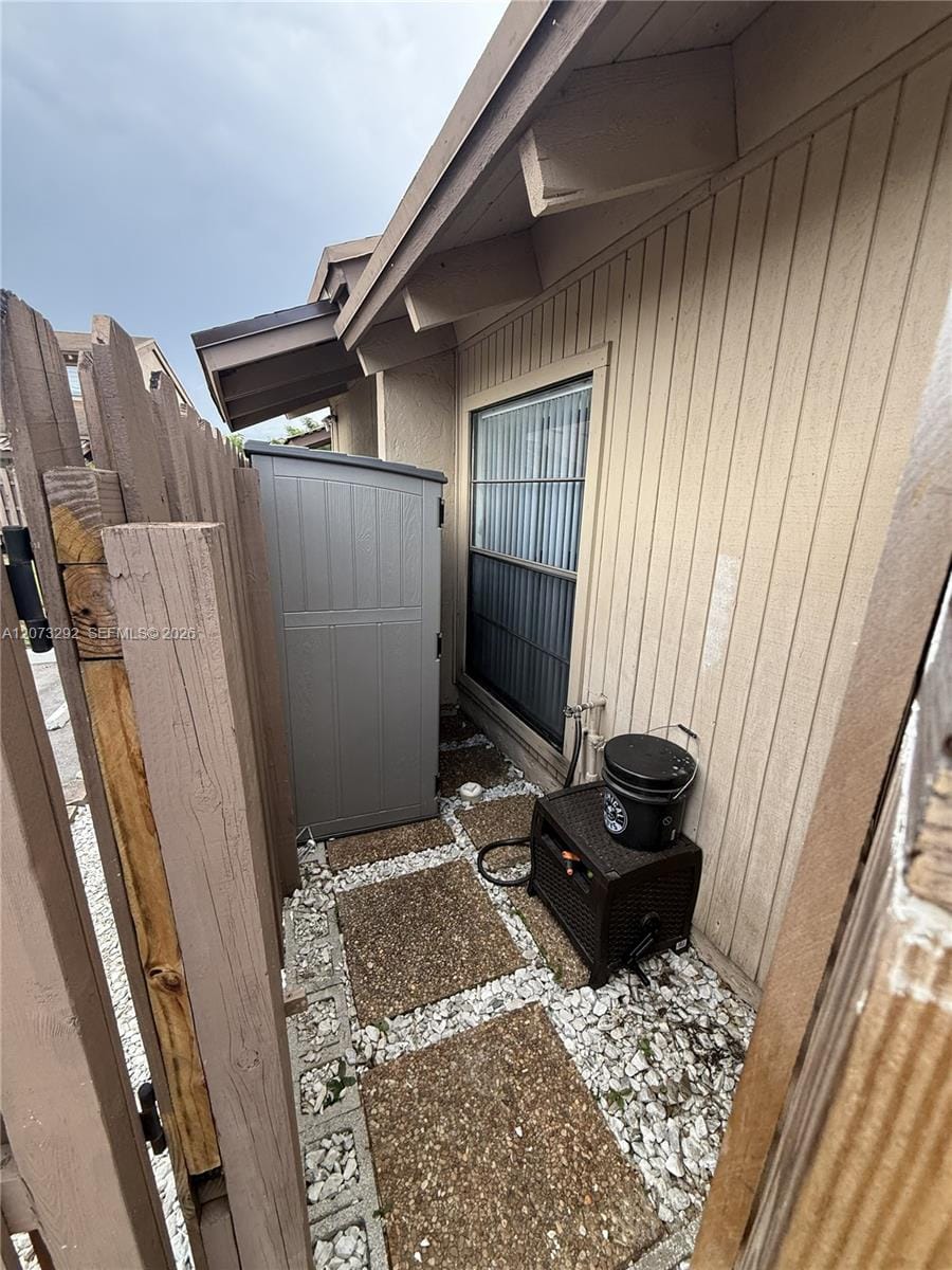 1925 SW 81st Terrace, Davie, FL 33324 photo 25