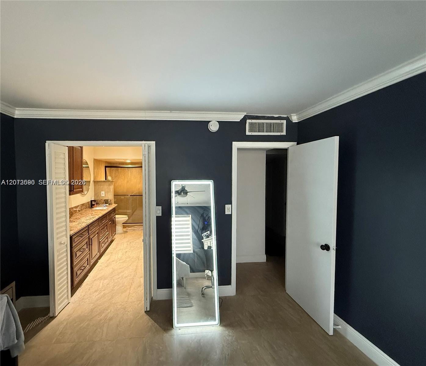 6101 N Falls Cir Drive 405 — photo 7