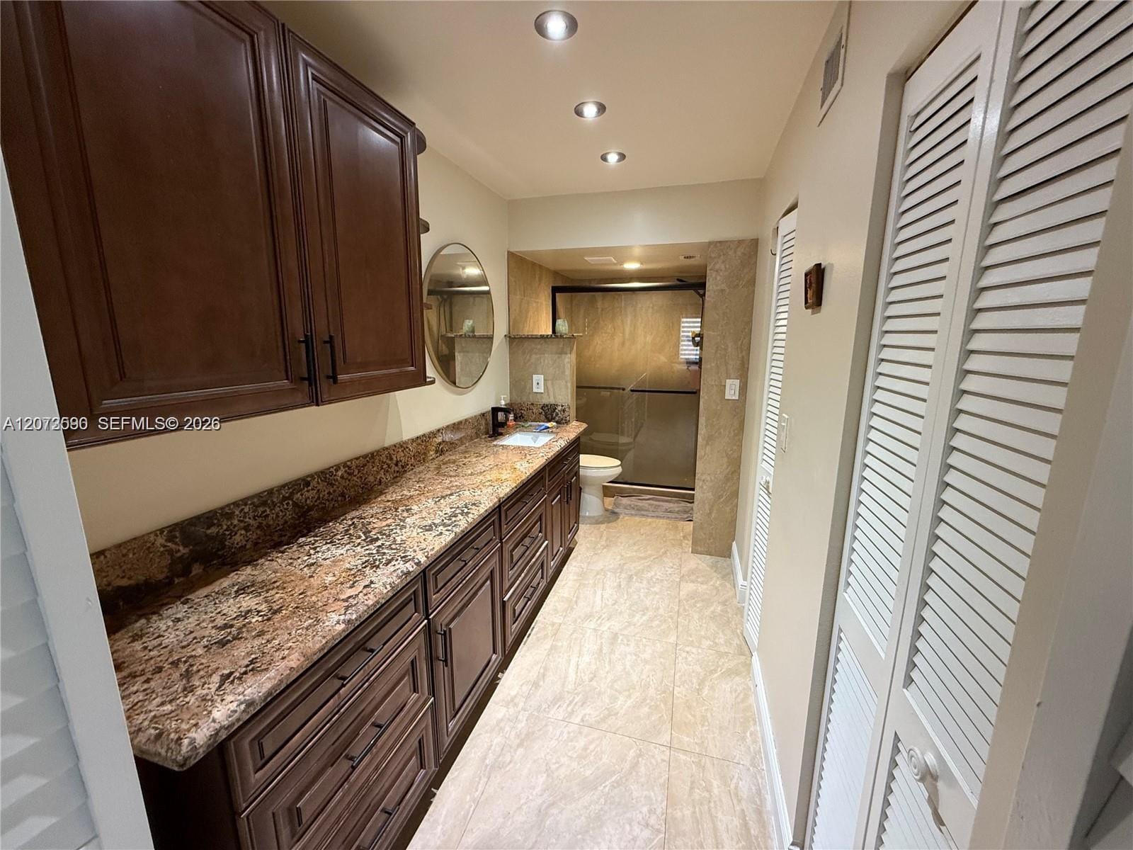 6101 N Falls Cir Drive 405 — photo 8