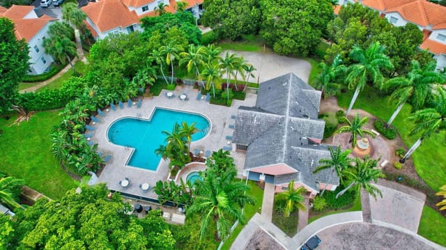 1020 CRYSTAL Way M, Bahia At Delray, Delray Beach, FL