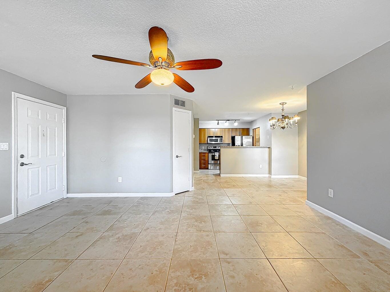 1020 CRYSTAL Way M — photo 8