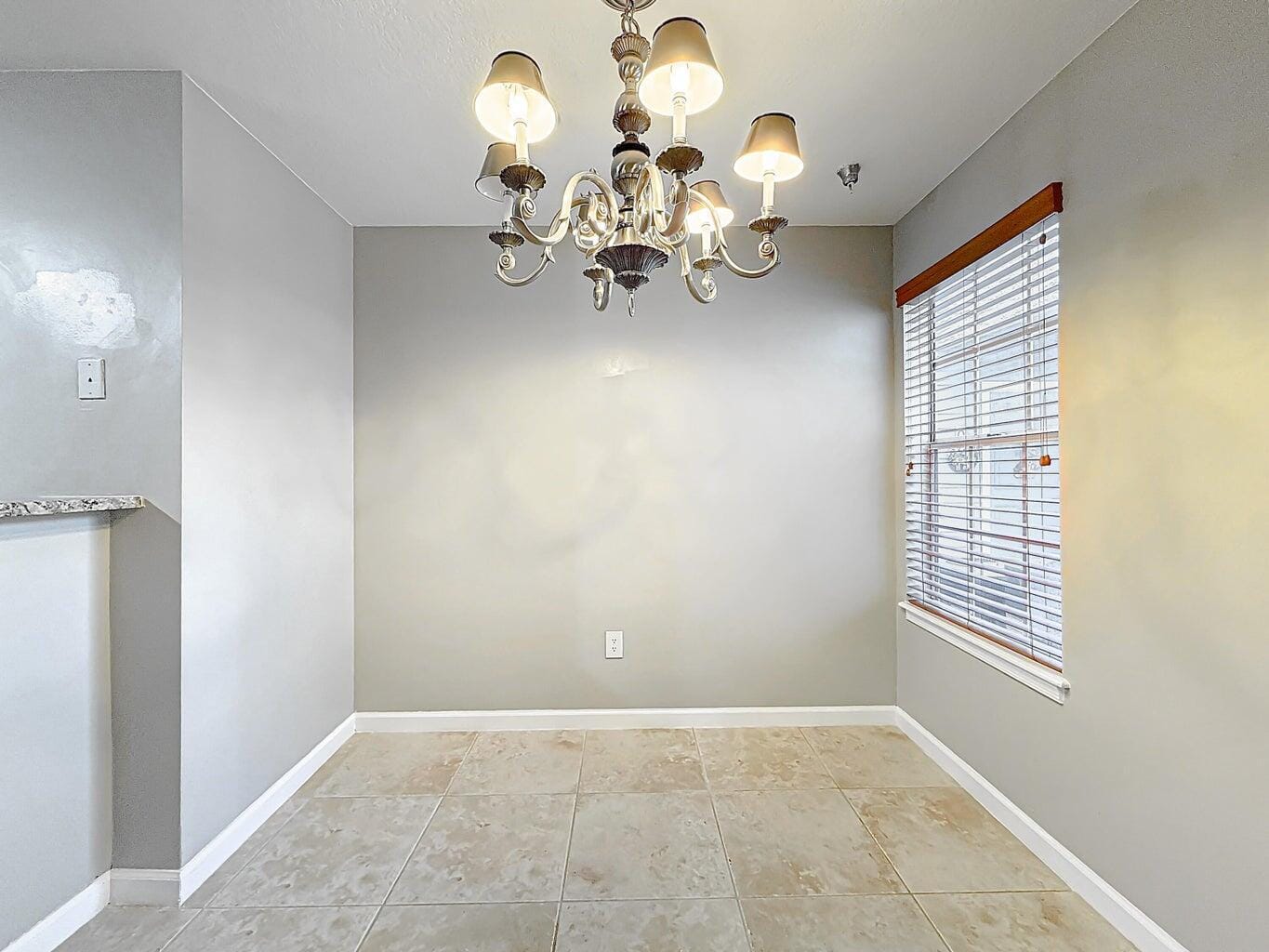 1020 CRYSTAL Way M — photo 10