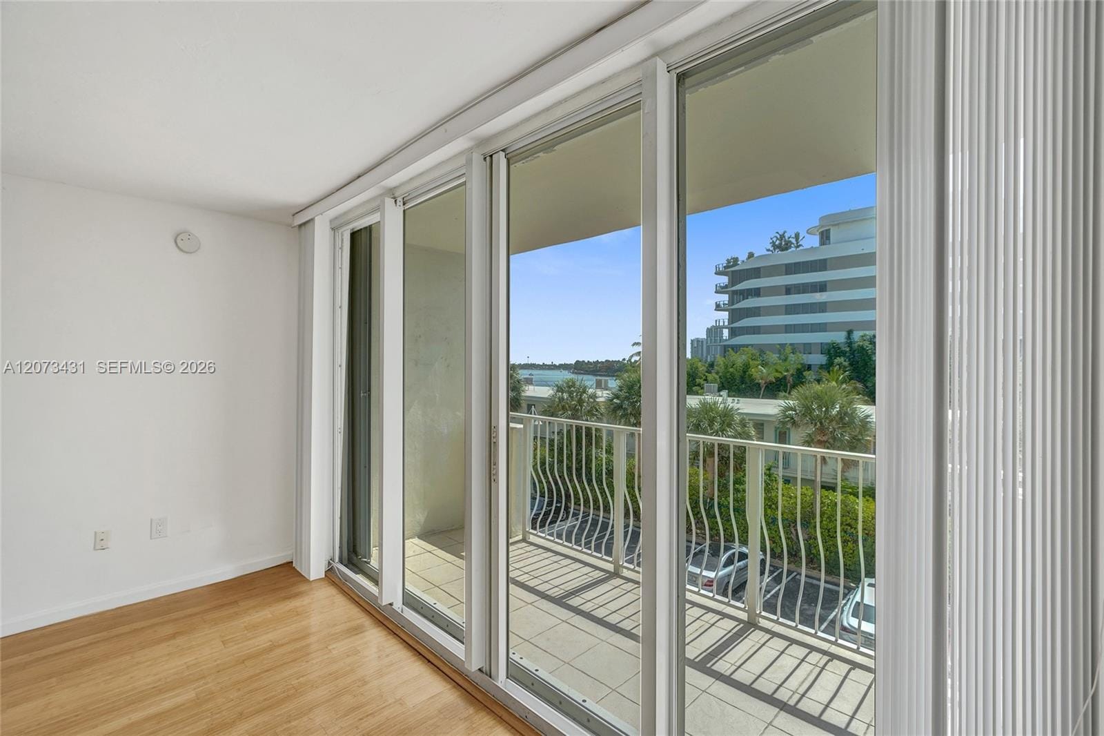10350 W Bay Harbor Drive 3G — photo 7