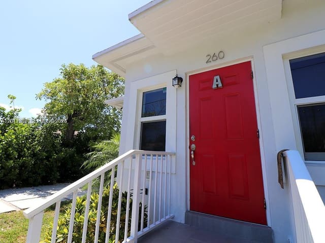 260 NW 40th Street A, Miami, FL 33127