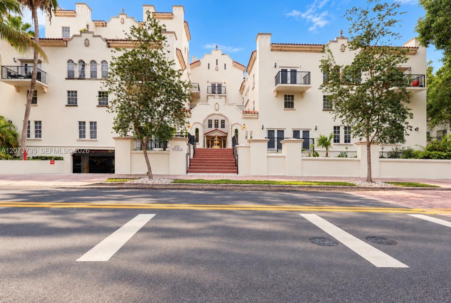 323 Navarre Avenue 301, Coral Gables, FL 33134