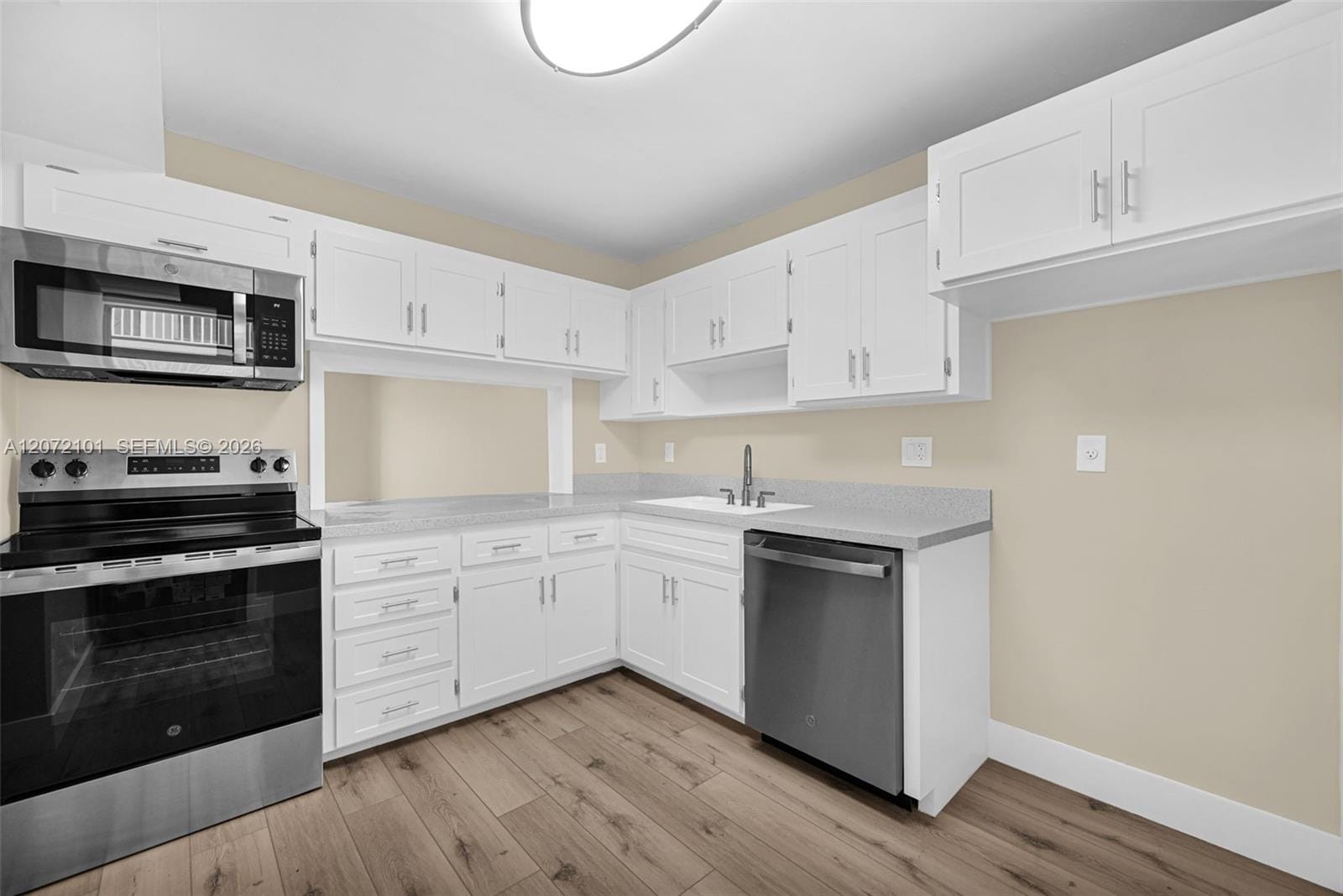 215 SE 3rd Avenue 206B — photo 12