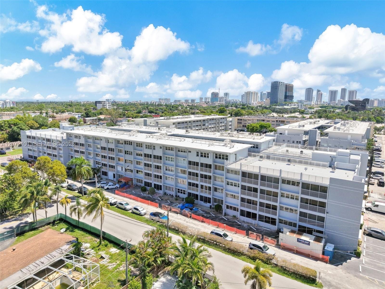 215 SE 3rd Avenue 206B, Hallandale Beach, FL 33009