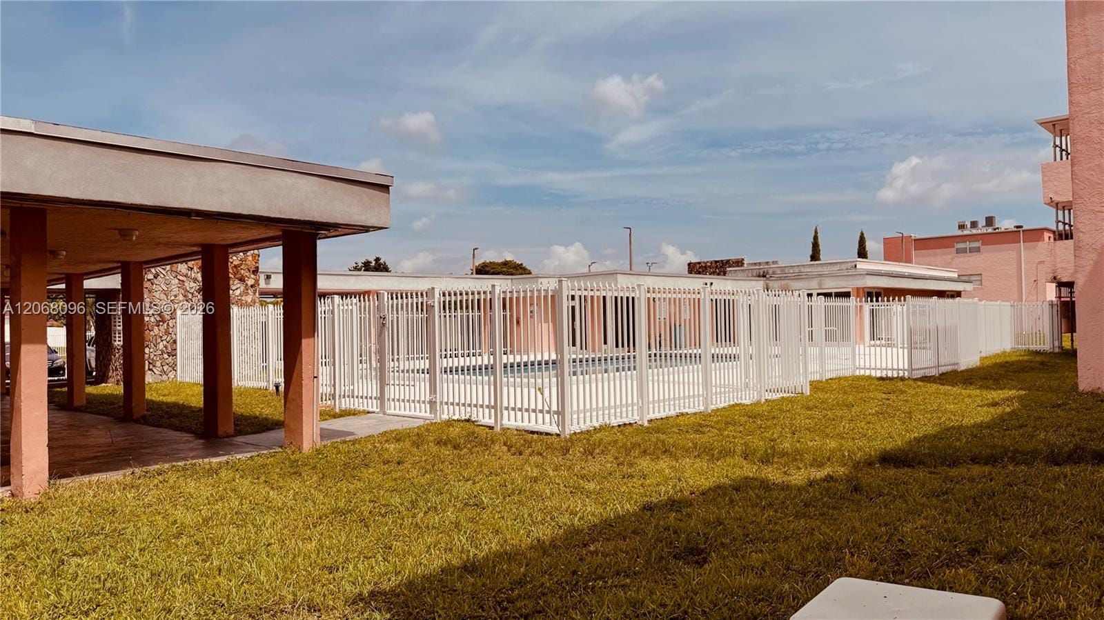 19771 SW 114th Avenue 126 — photo 11