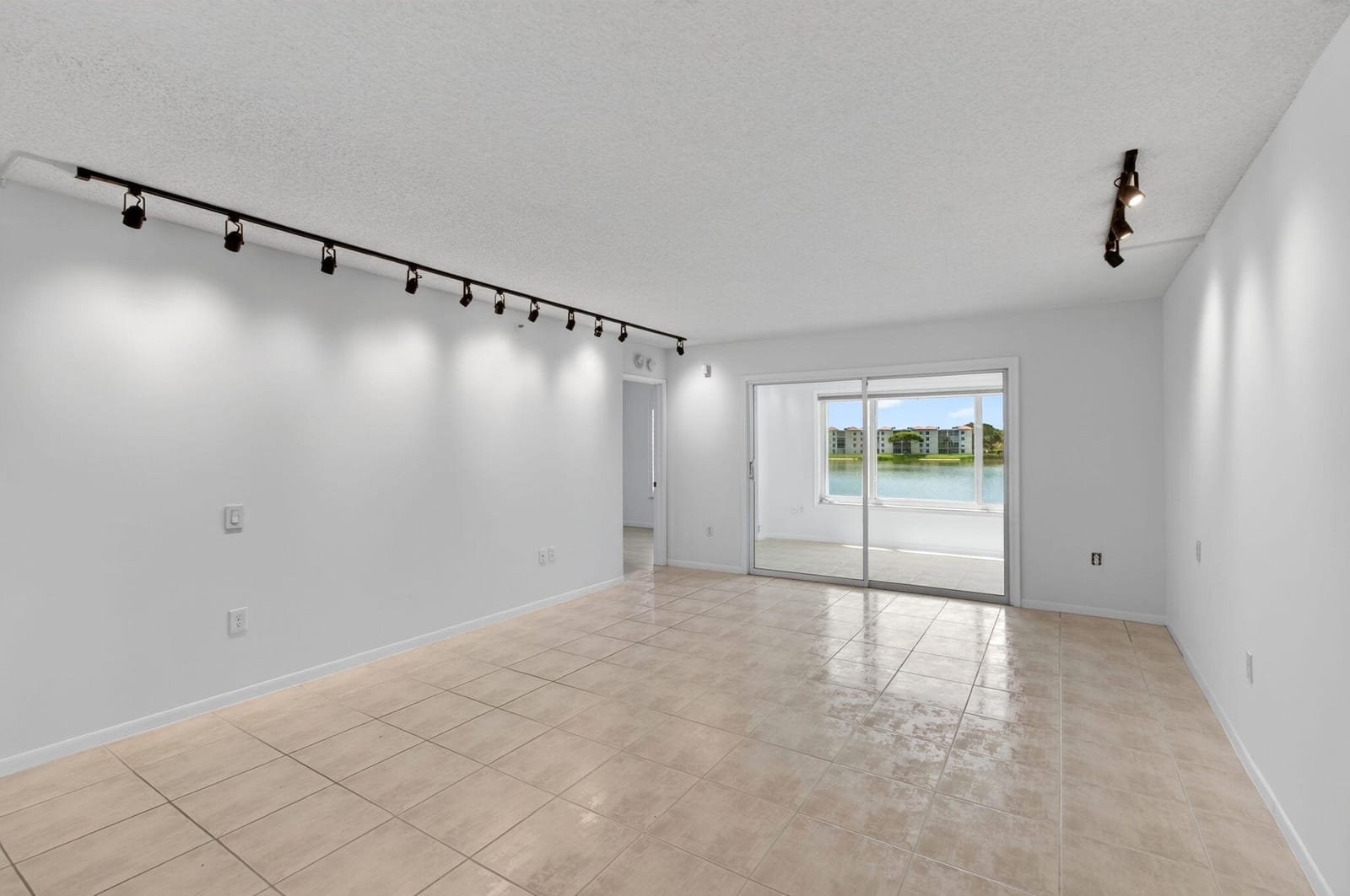 14095 Royal Vista Drive 201, Delray Beach, FL 33484 photo 11