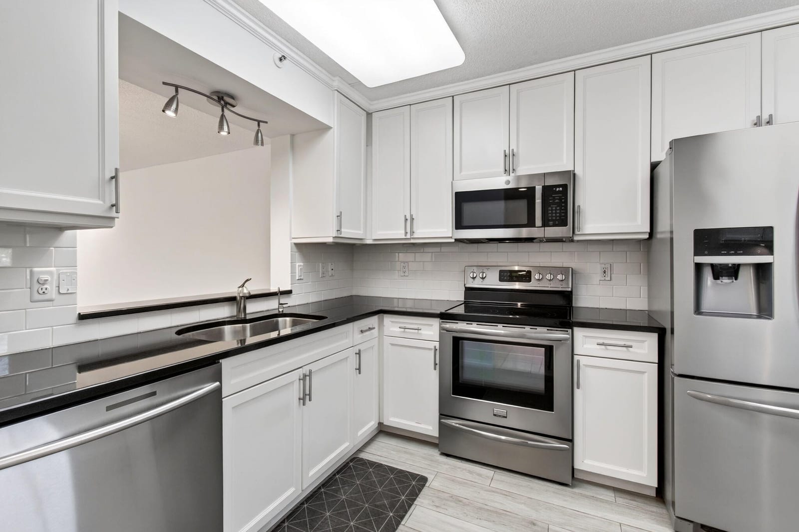14095 Royal Vista Drive 201, Delray Beach, FL 33484 photo 18