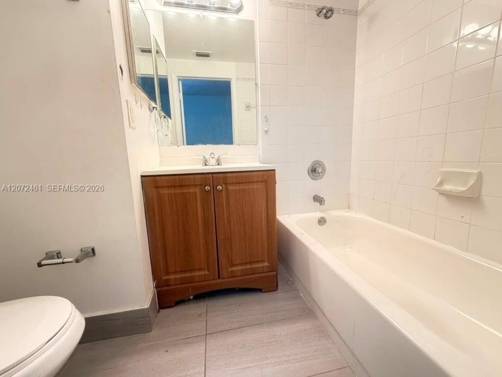 701 SW 148th Avenue 104 — photo 7