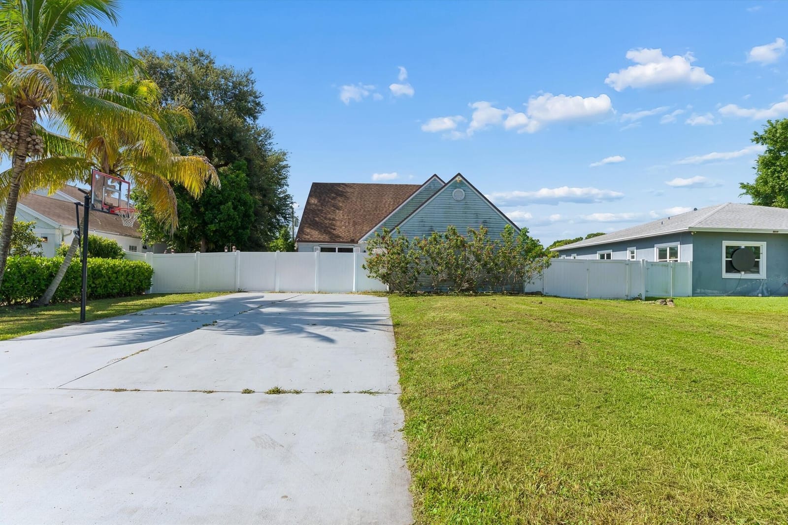 5414 SUNRISE Boulevard — photo 4
