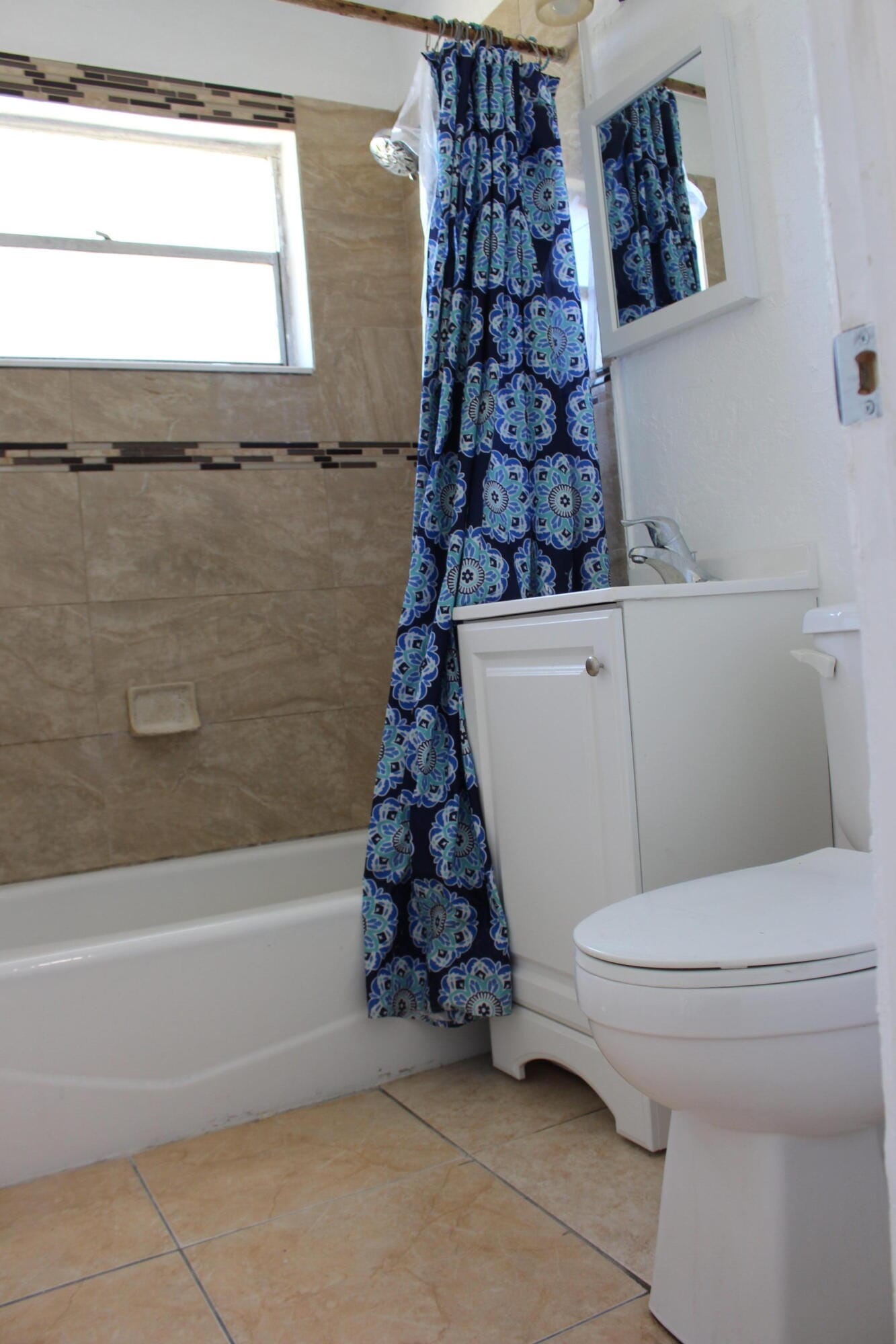 2304 NW 15th Court — photo 4