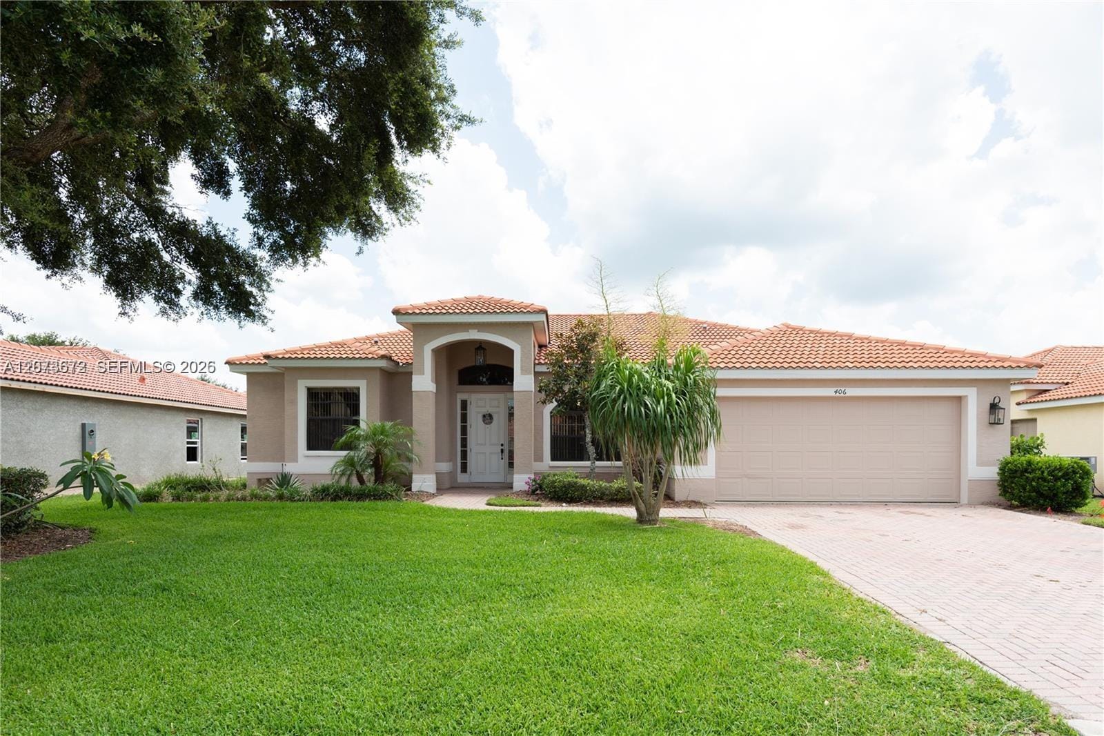 406 Cinnamon Drive, Kissimmee, FL 34759 photo 1