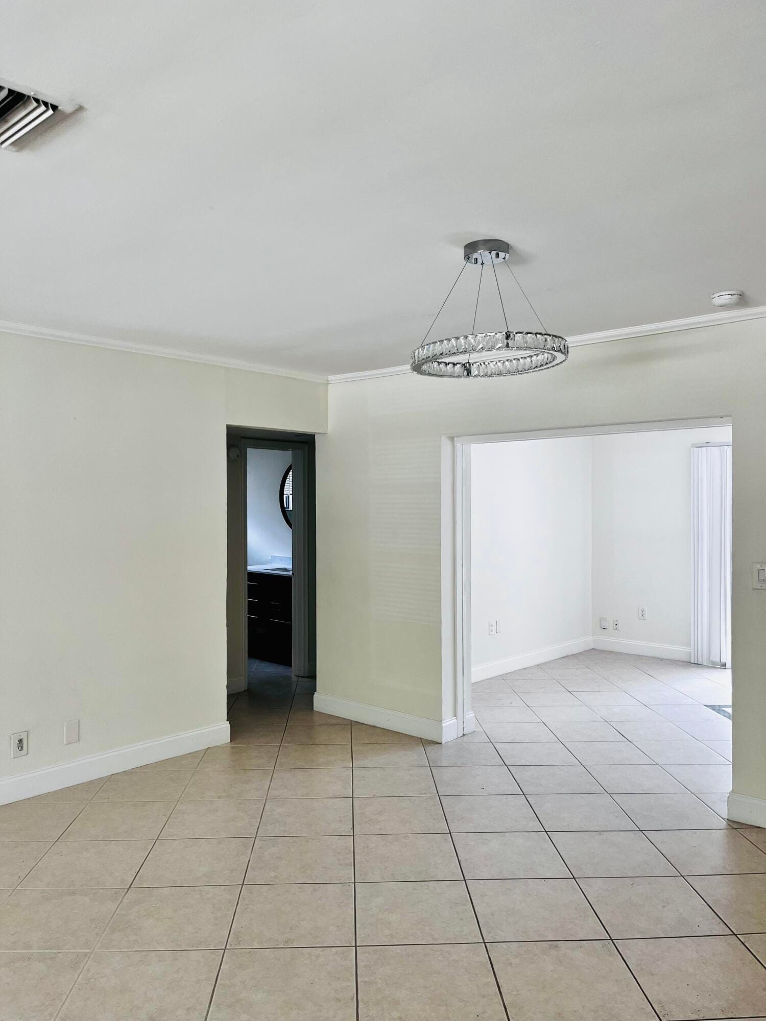 924 Johnson Street — photo 3