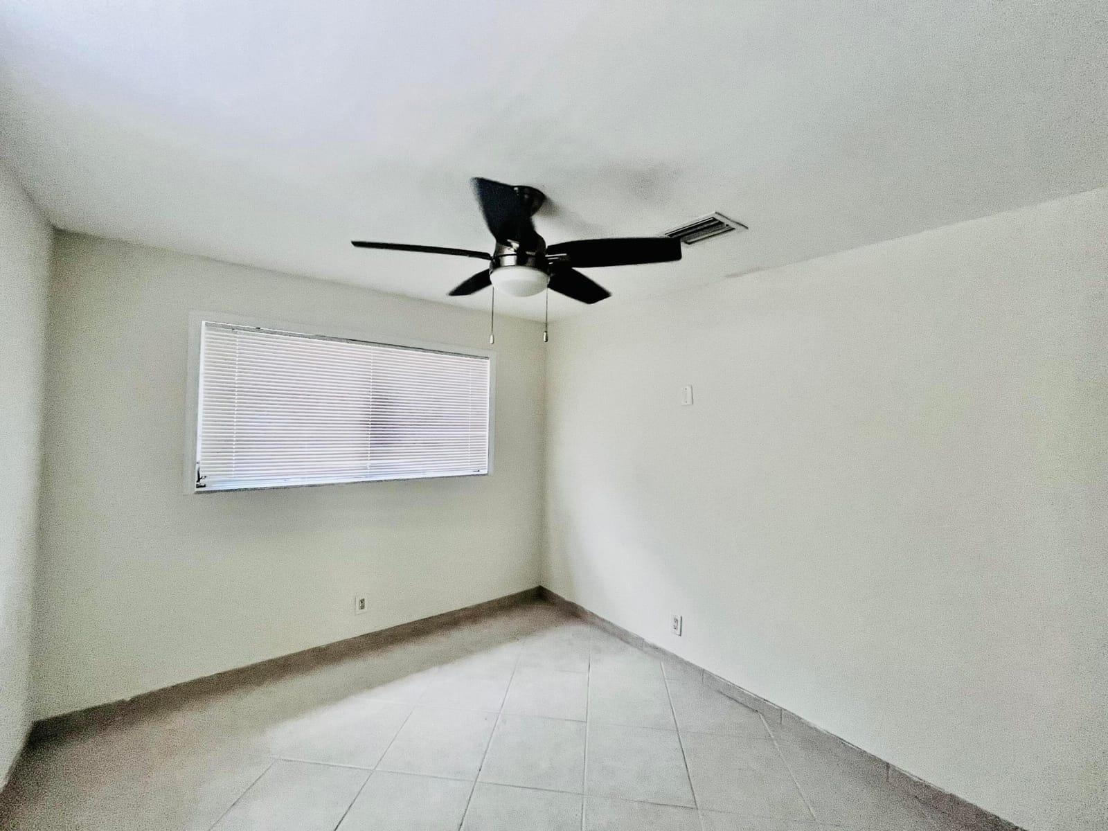 924 Johnson Street — photo 5
