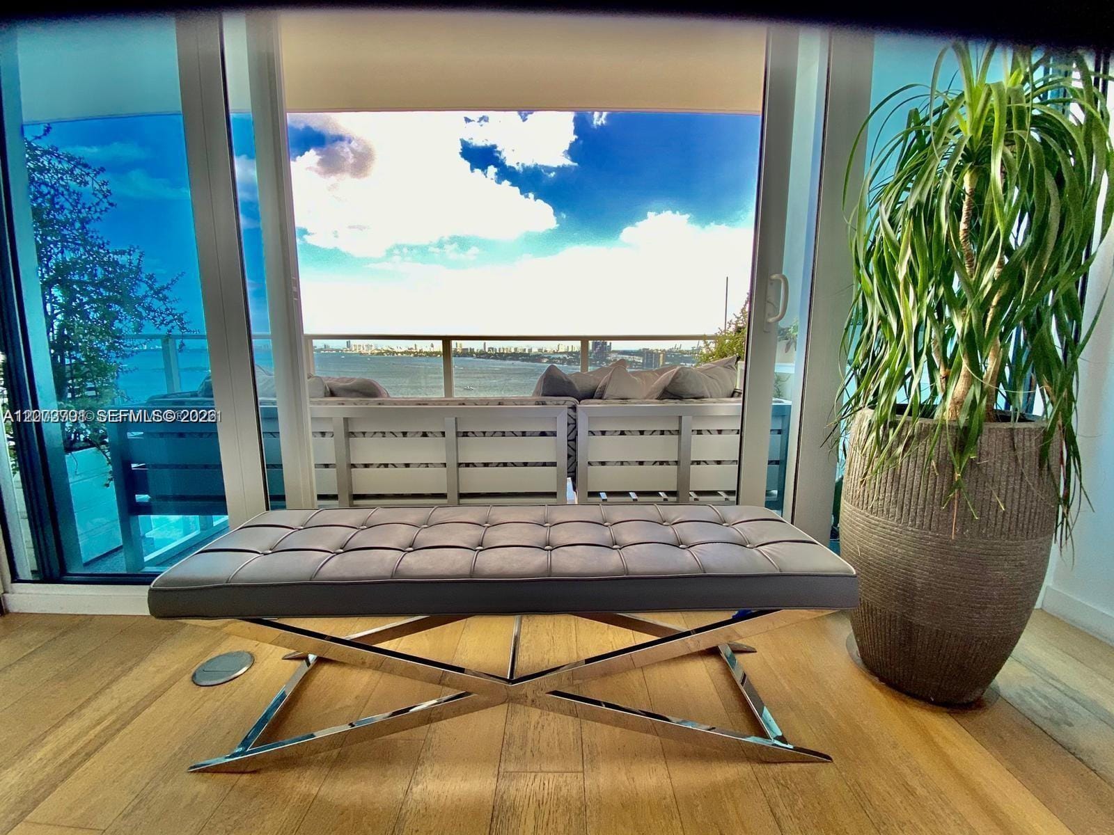 2020 N Bayshore Drive 1606 — photo 11