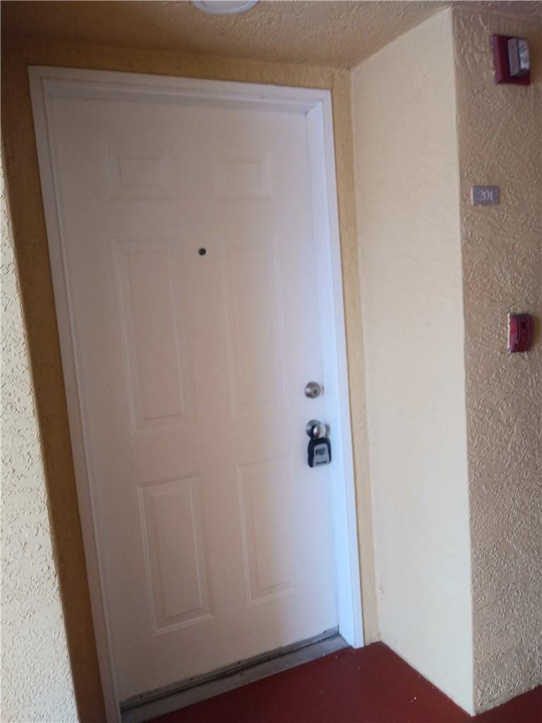 1341 SE 3rd Avenue 201 — photo 2