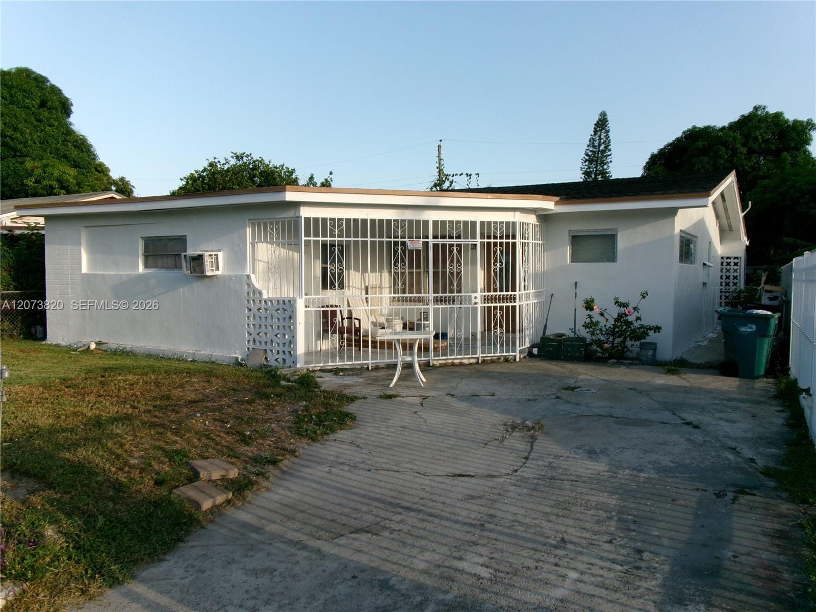 864 NW 116th Street, Miami, FL 33168