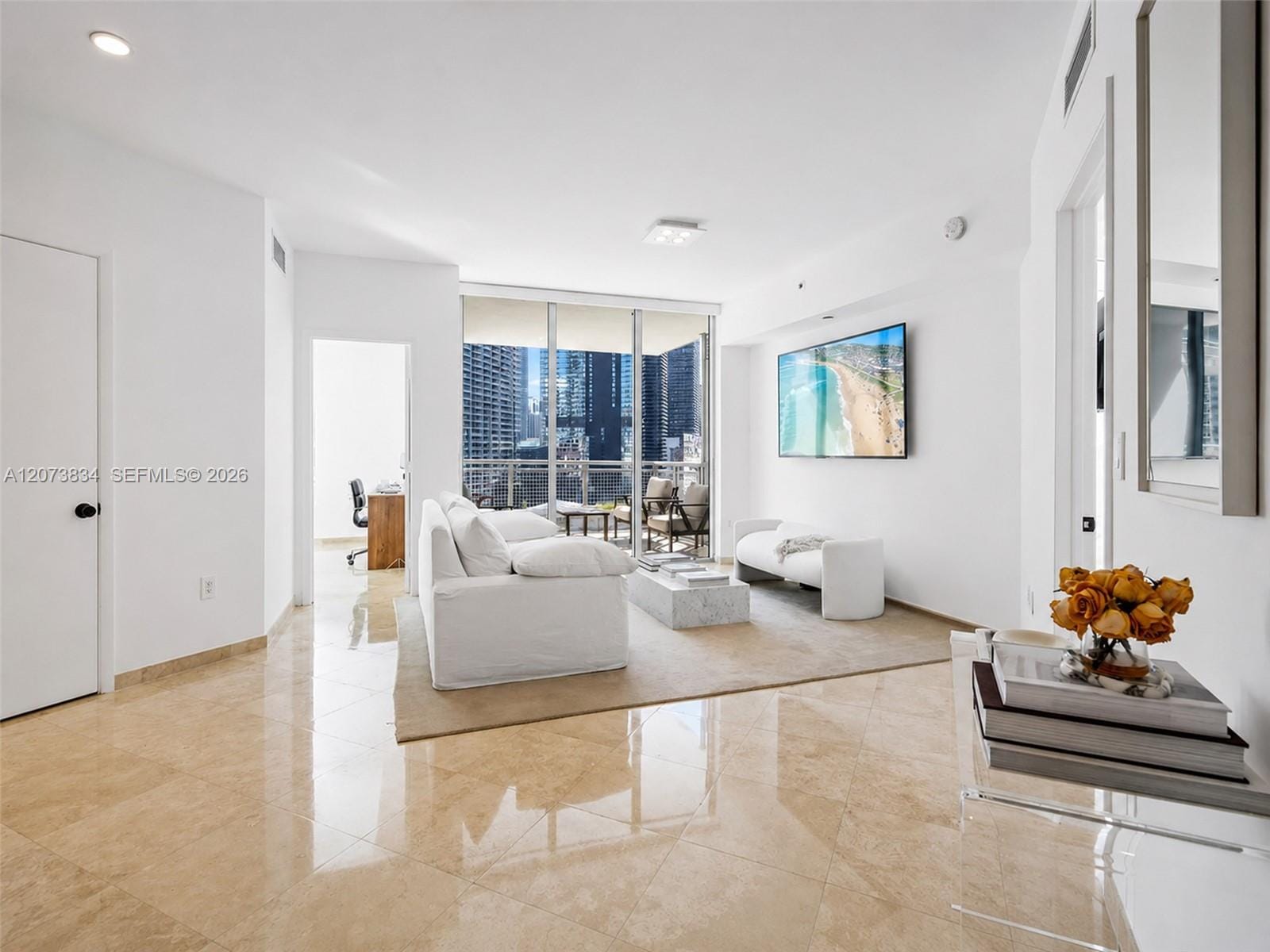350 S Miami Avenue 2304 — photo 2