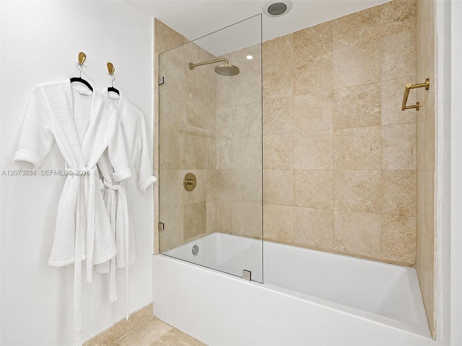 350 S Miami Avenue 2304, Miami, FL 33130 photo 14