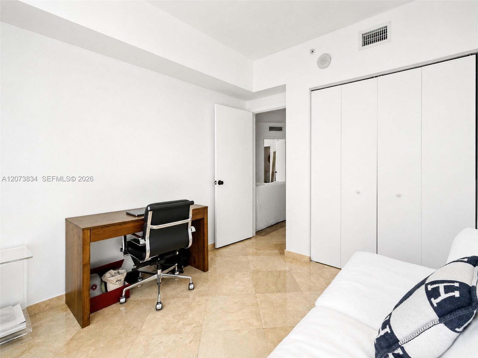350 S Miami Avenue 2304, Miami, FL 33130 photo 23