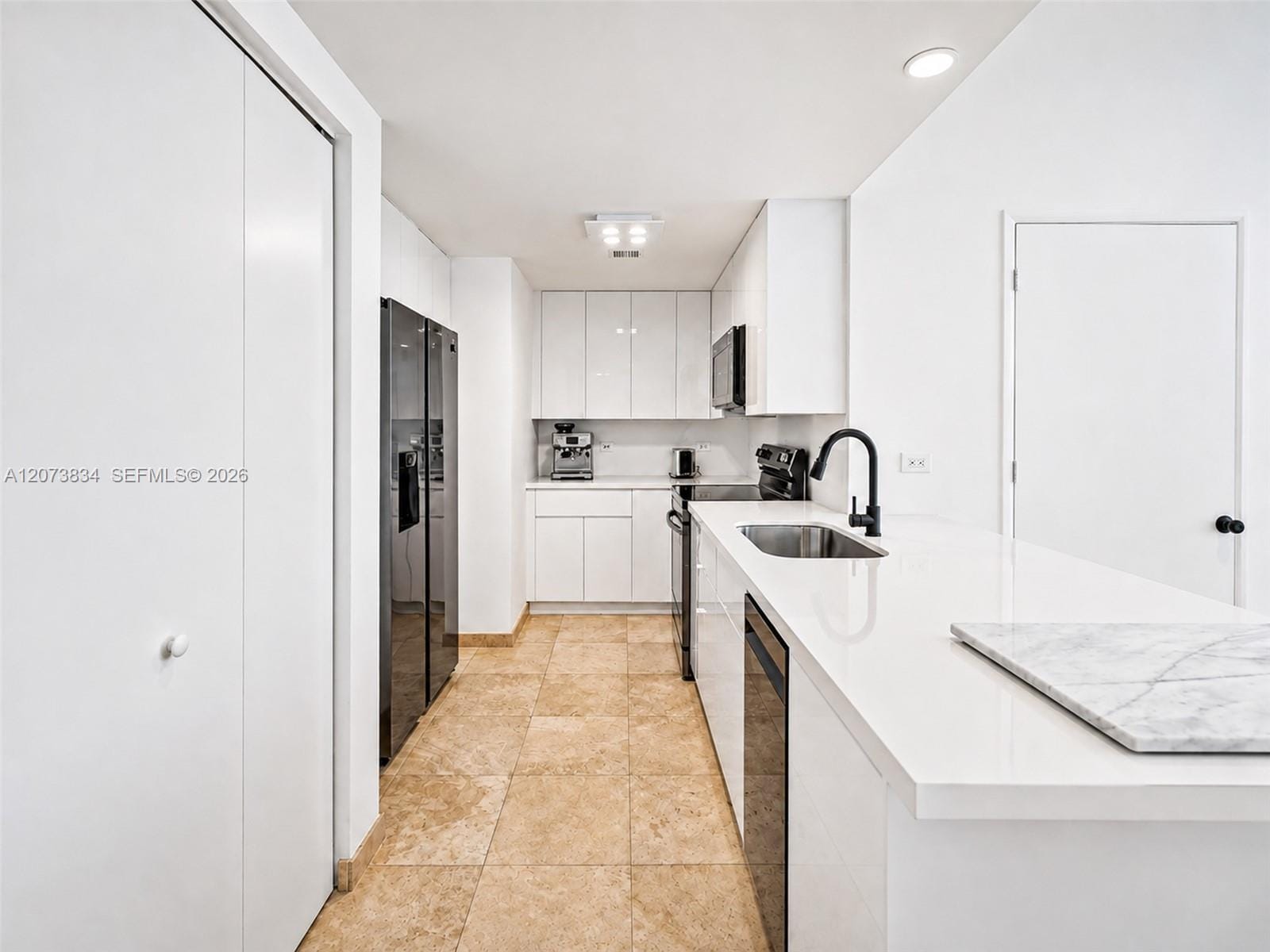 350 S Miami Avenue 2304 — photo 7