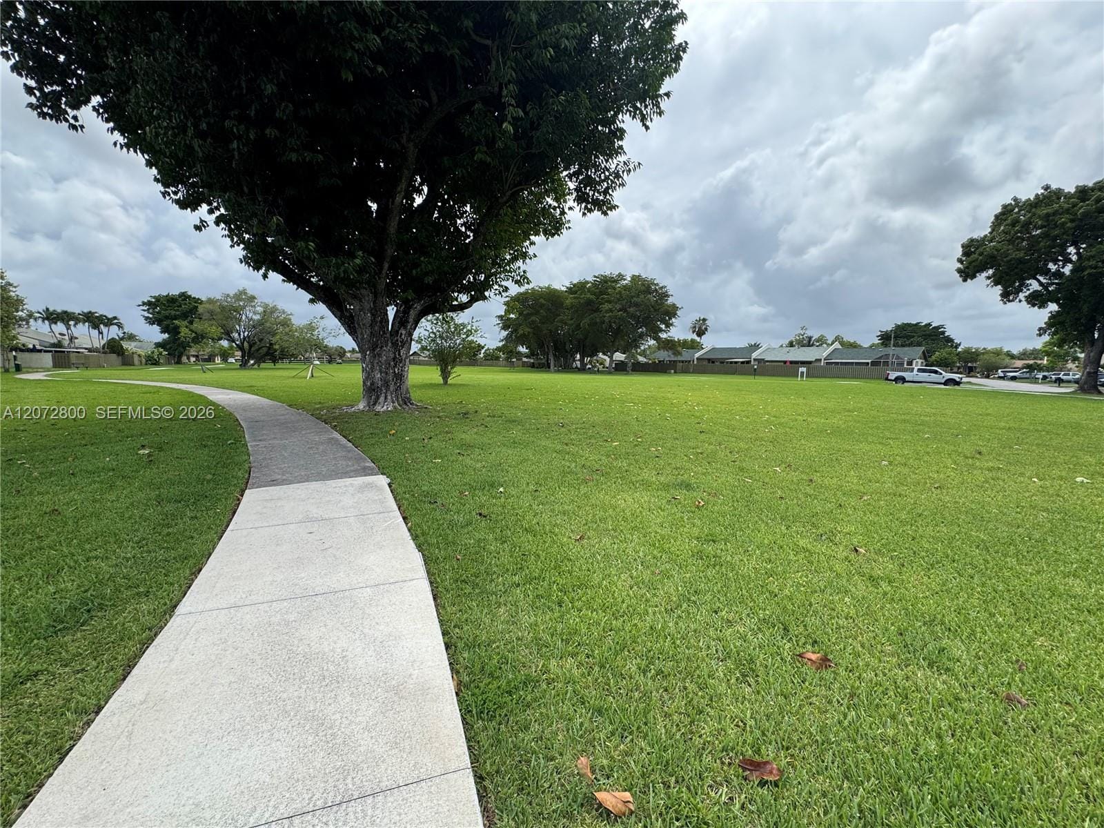 11002 SW 122nd Place 11002 — photo 10