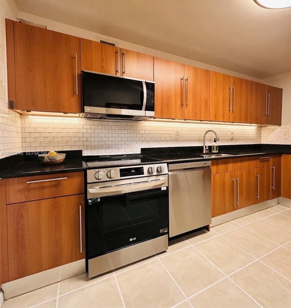 3000 S Ocean Drive 1218 — photo 5