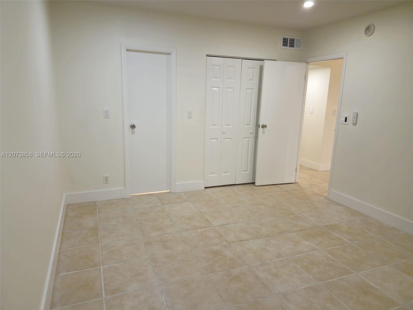 4800 NW 35th Street 607 — photo 9