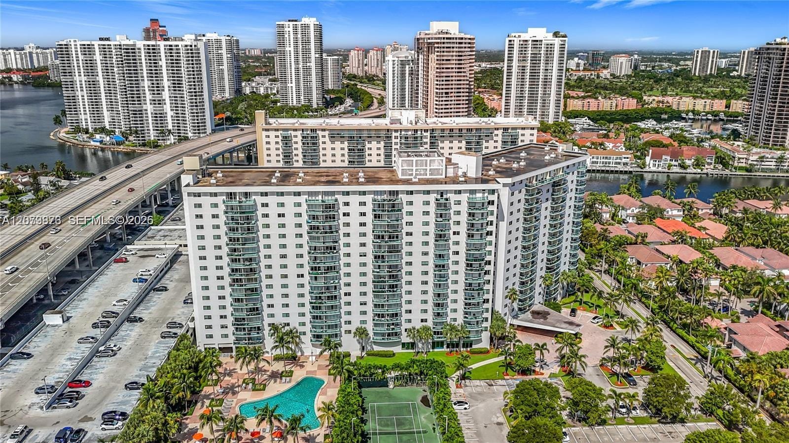 19380 Collins Avenue 308 — photo 1