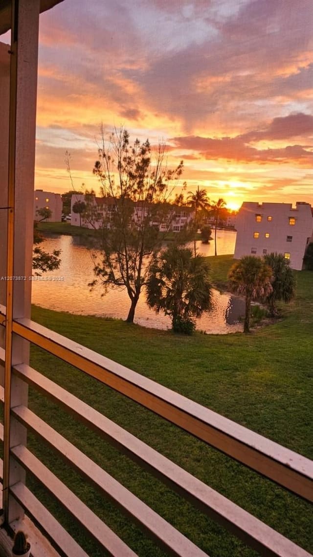 8000 N Sunrise Lakes Drive 309, Sunrise, FL 33322