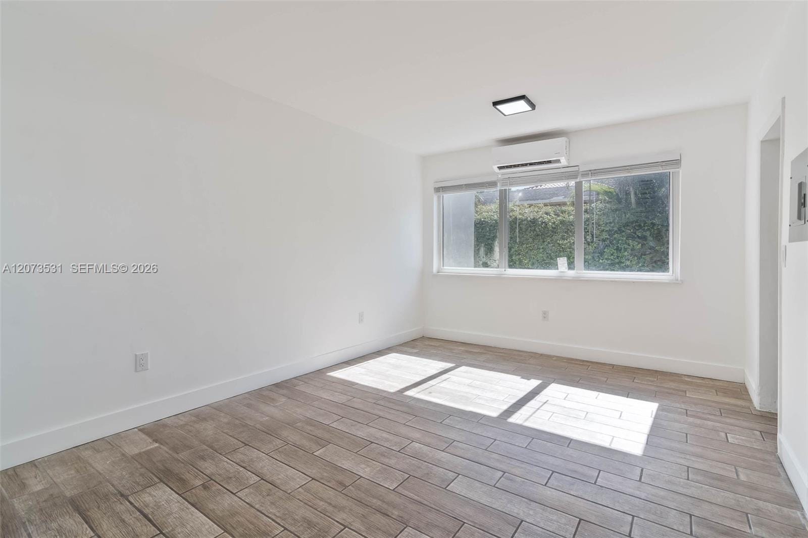 2190 SW 14th Terrace 2 — photo 4