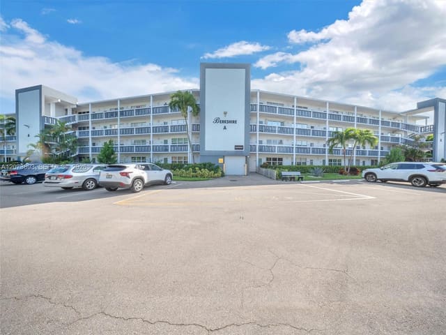 4008 Berkshire A 4008, Berkshire A, Deerfield Beach, FL