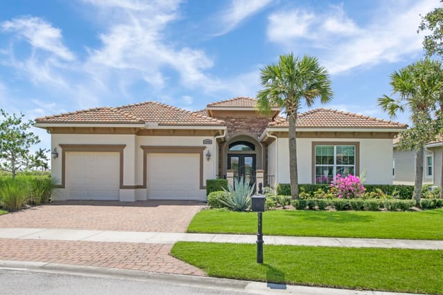17001 SW Sapri Way, Port St. Lucie, FL 34986