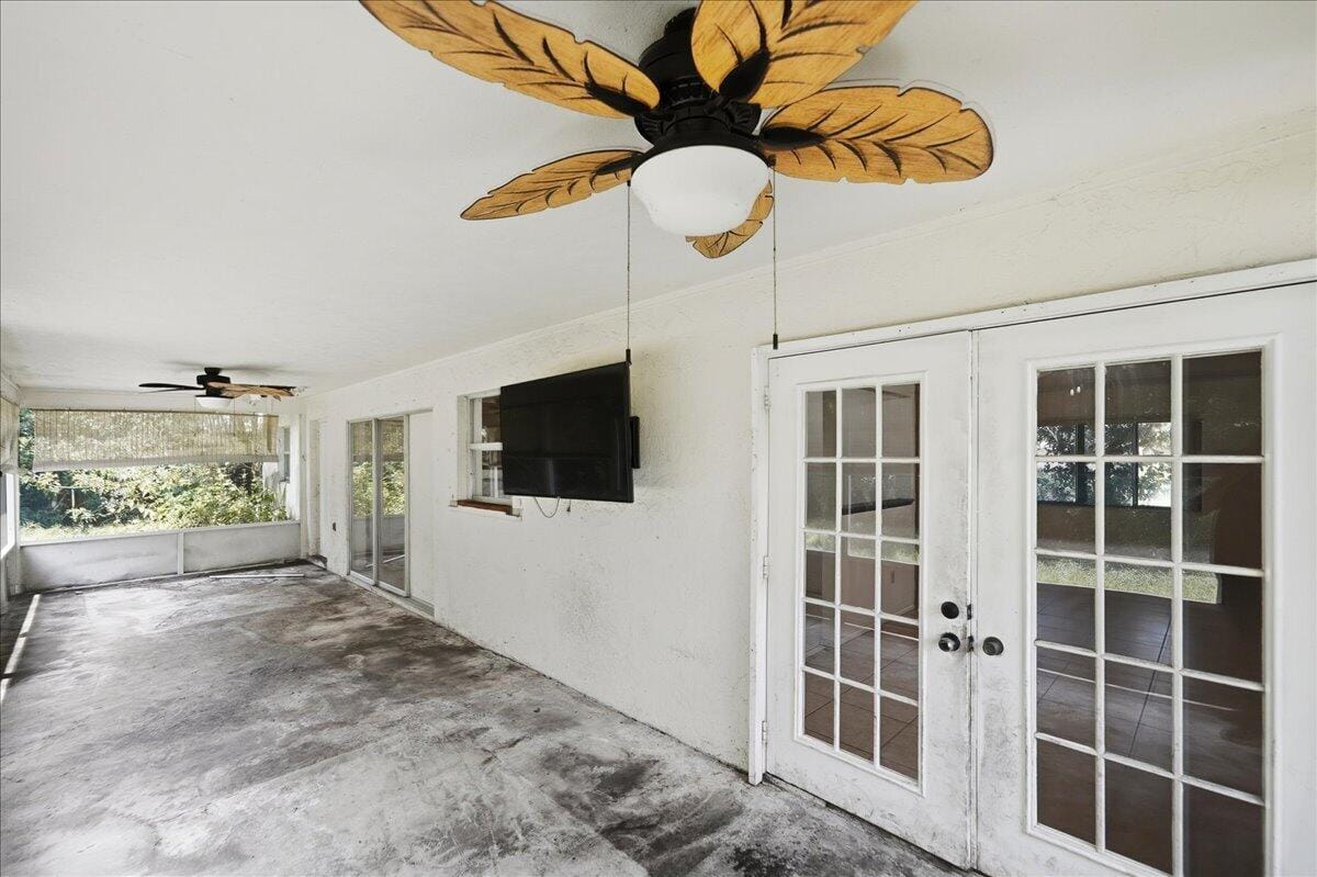 1646 SE HOLIDAY Road, Port St. Lucie, FL 34952 photo 28