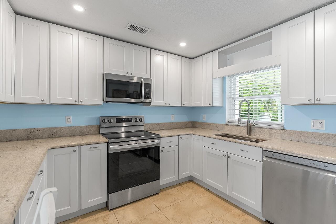 867 CLEARMONT Street, Sebastian, FL 32958 photo 21