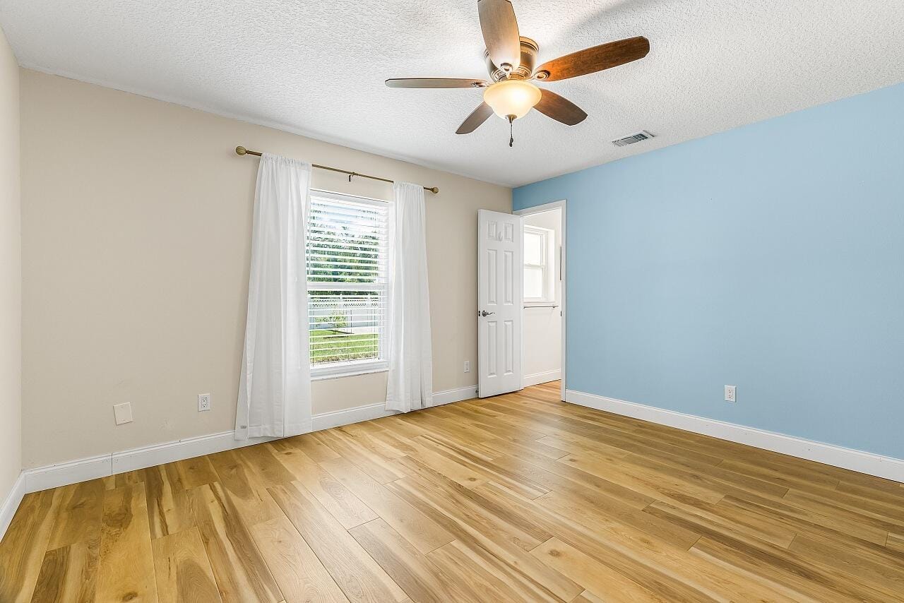 867 CLEARMONT Street, Sebastian, FL 32958 photo 23