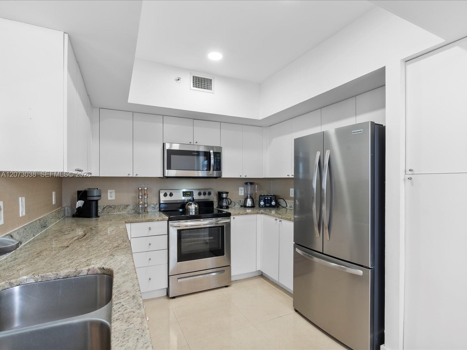 17375 Collins Avenue 808 — photo 12