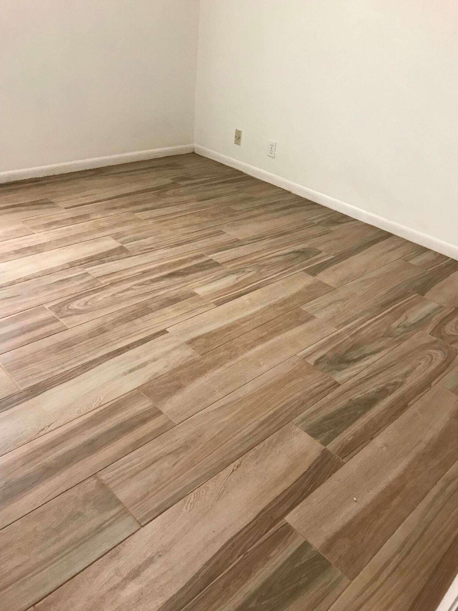 645 Executive Center Drive R-105 — photo 6