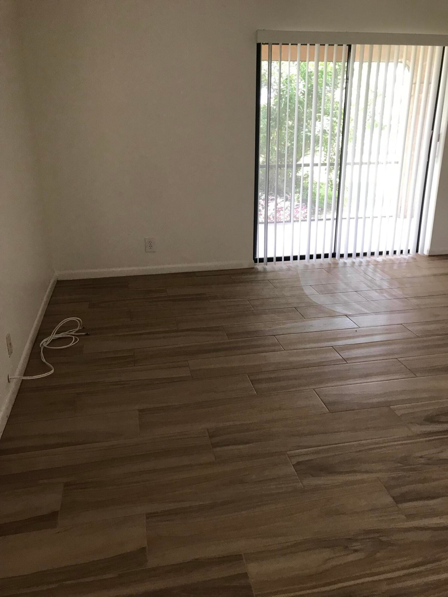 645 Executive Center Drive R-105 — photo 7