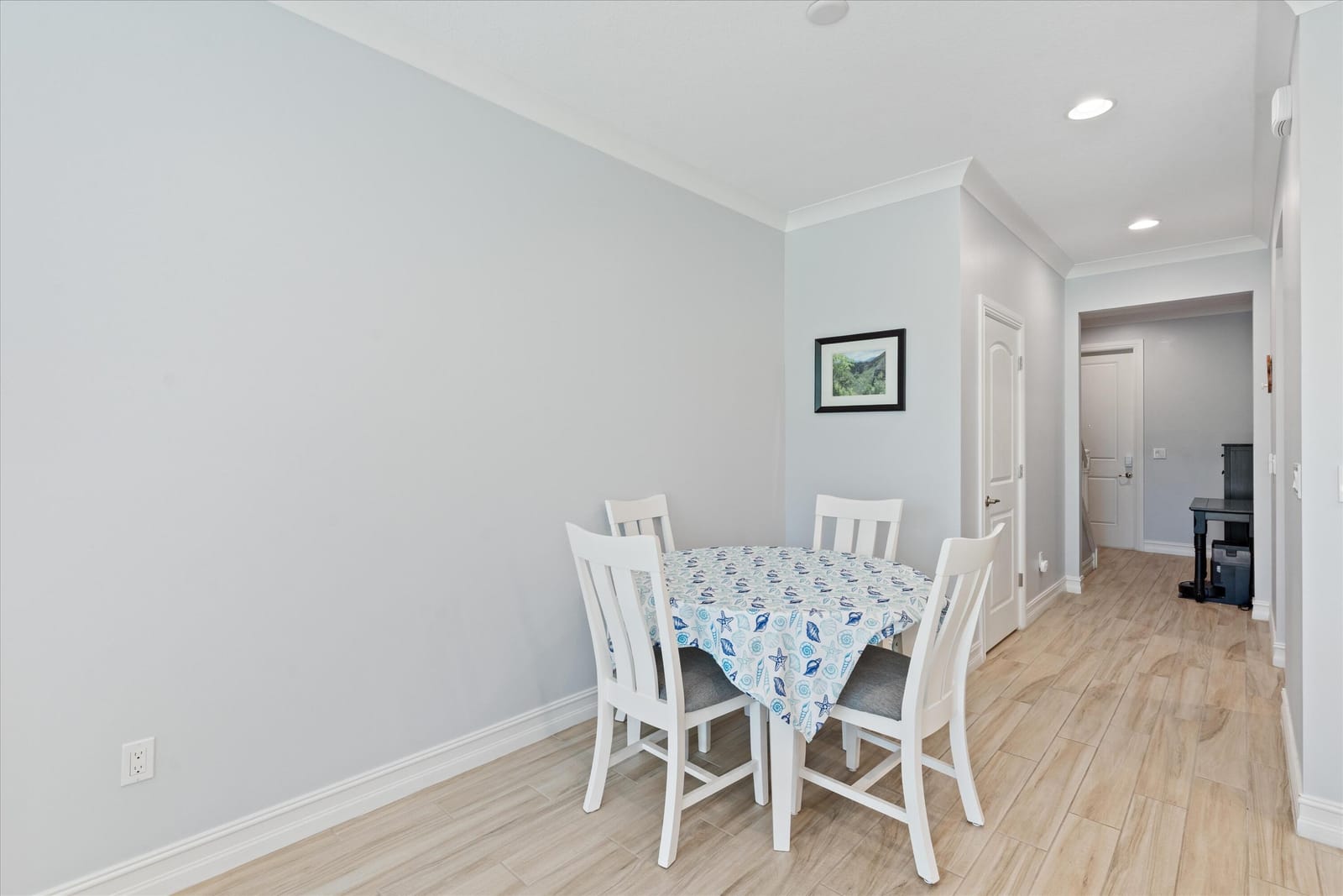 10076 BRICKHILL Drive — photo 8