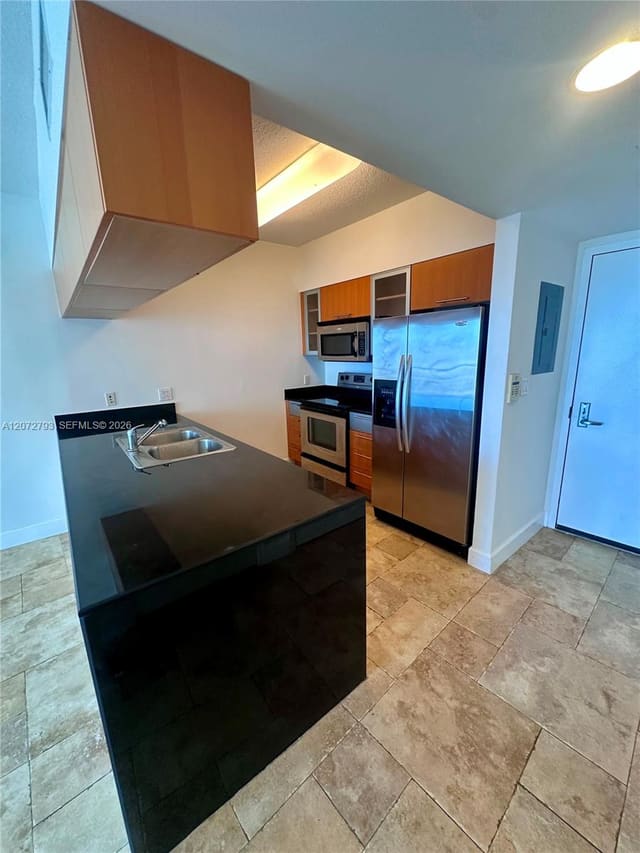 1750 N Bayshore Drive 2406, Miami, FL 33132
