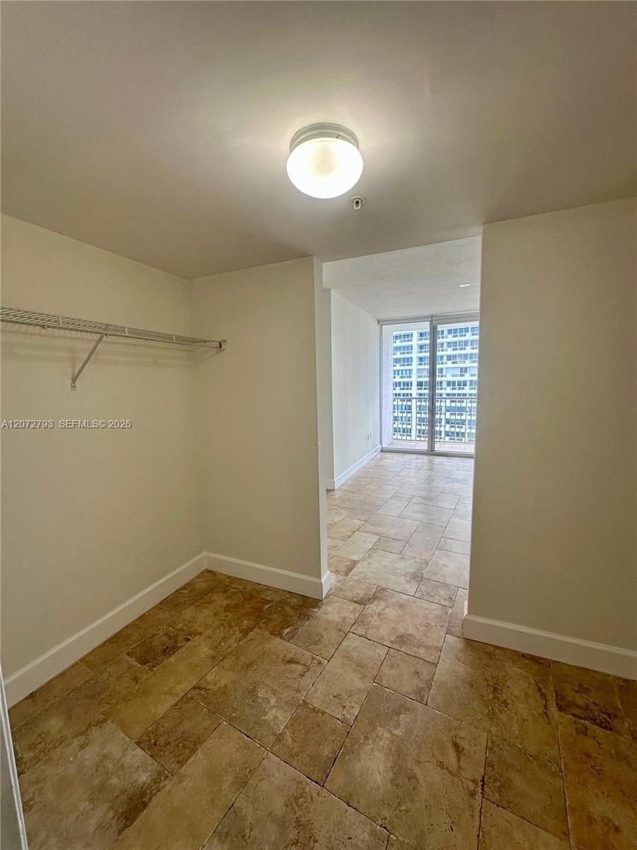 1750 N Bayshore Drive 2406, Miami, FL 33132 photo 15